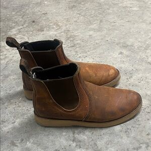 Red Wing Men's Brown Leather Chelsea Boots Size 9.5 Vibram Soles